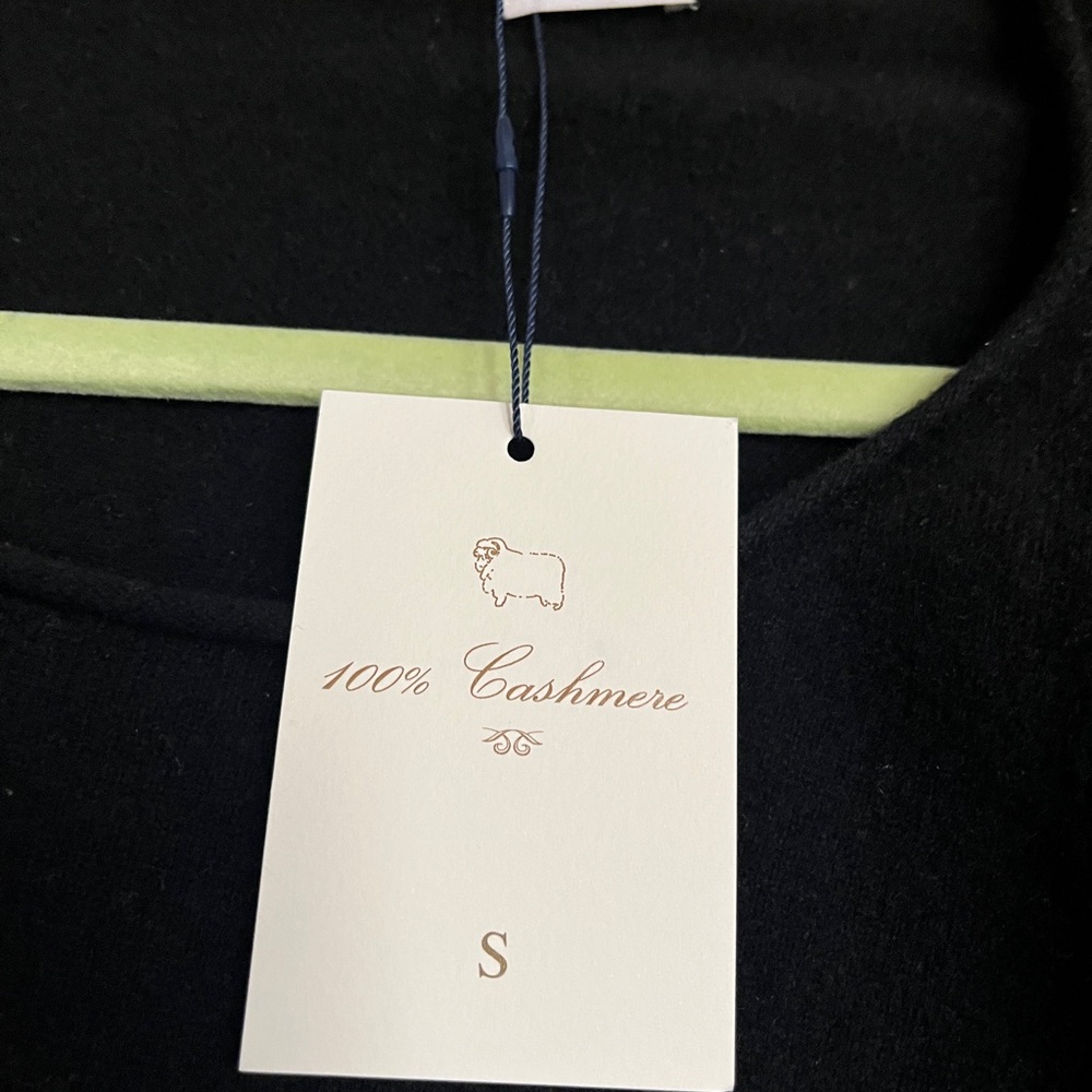 Classic Black Crew Neck Sweater - Picture 2 of 4